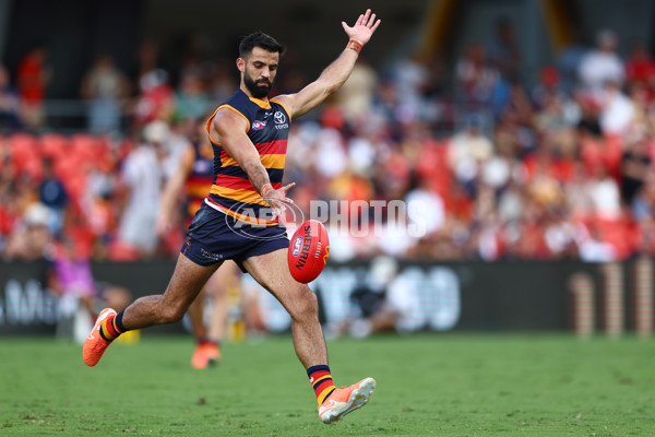 AFL 2025 Round 04 - Gold Coast v Adelaide - A-58360829