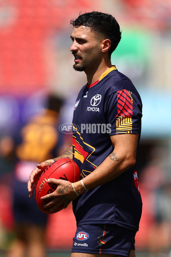 AFL 2025 Round 04 - Gold Coast v Adelaide - A-58361053