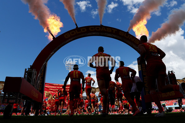 AFL 2025 Round 04 - Gold Coast v Adelaide - A-58361067
