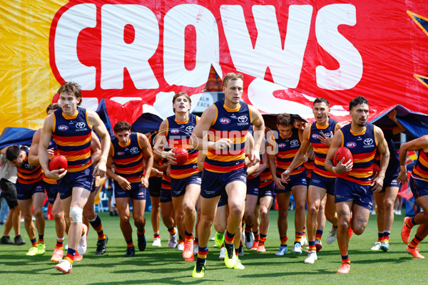 AFL 2025 Round 04 - Gold Coast v Adelaide - A-58361070