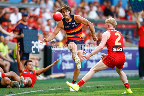 AFL 2025 Round 04 - Gold Coast v Adelaide - A-58365304