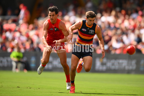 AFL 2025 Round 04 - Gold Coast v Adelaide - A-58365683