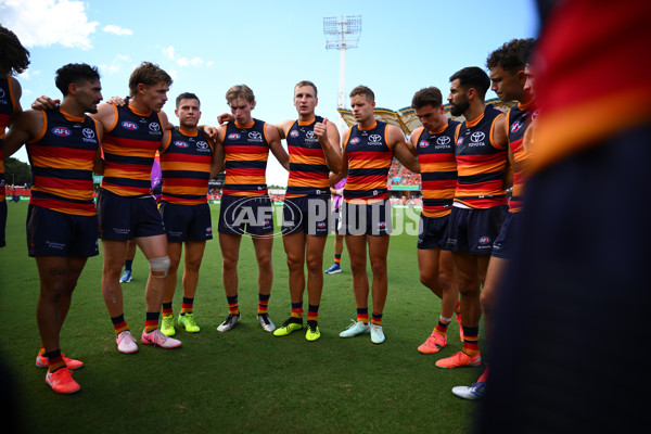 AFL 2025 Round 04 - Gold Coast v Adelaide - A-58365705