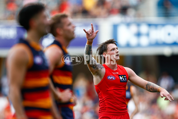 AFL 2025 Round 04 - Gold Coast v Adelaide - A-58365763