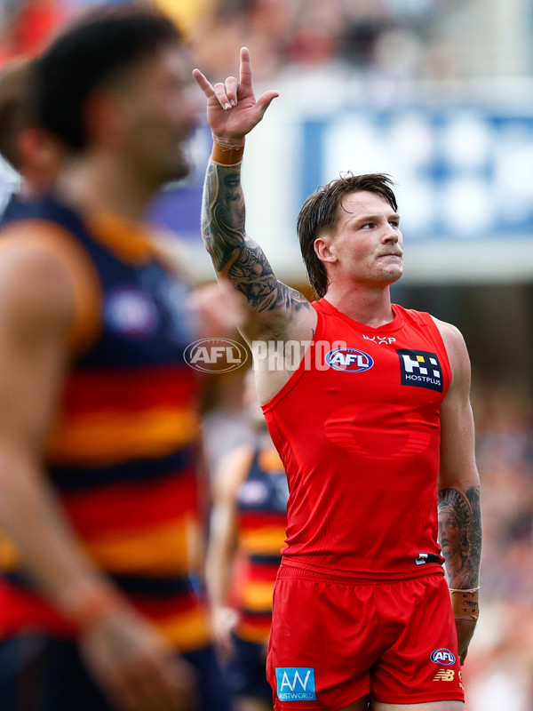 AFL 2025 Round 04 - Gold Coast v Adelaide - A-58365764