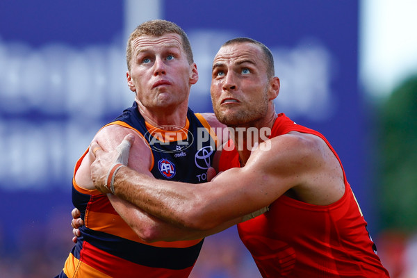 AFL 2025 Round 04 - Gold Coast v Adelaide - A-58368038