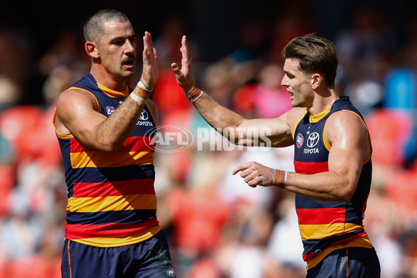 AFL 2025 Round 04 - Gold Coast v Adelaide - A-58368547