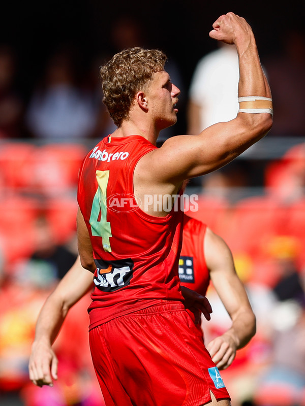 AFL 2025 Round 04 - Gold Coast v Adelaide - A-58368589