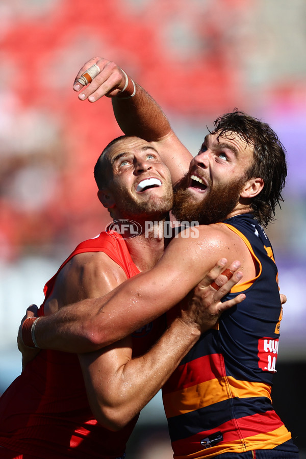 AFL 2025 Round 04 - Gold Coast v Adelaide - A-58368599