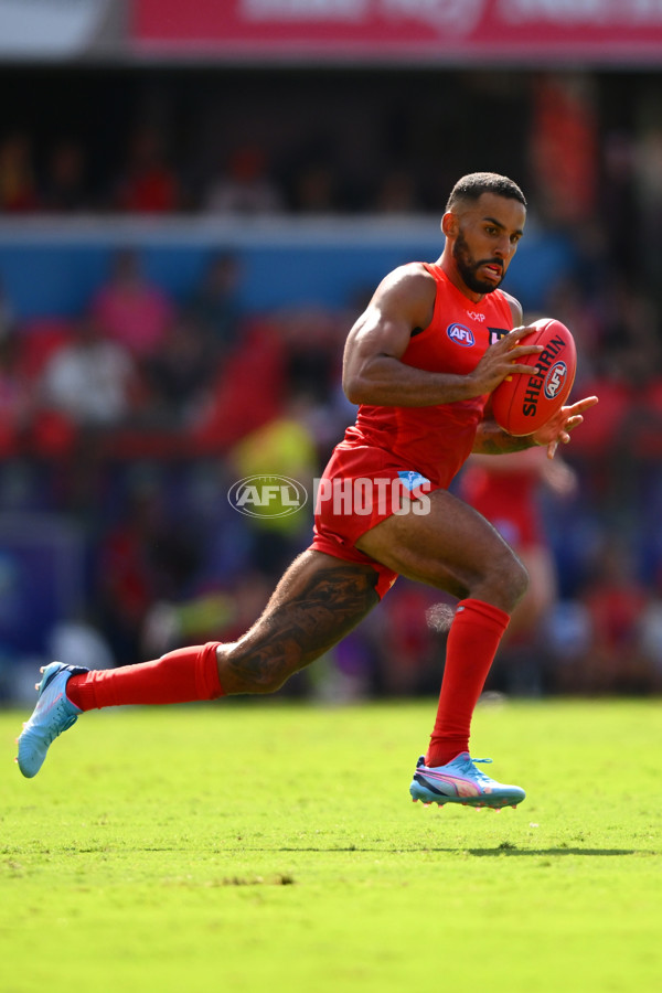 AFL 2025 Round 04 - Gold Coast v Adelaide - A-58370651