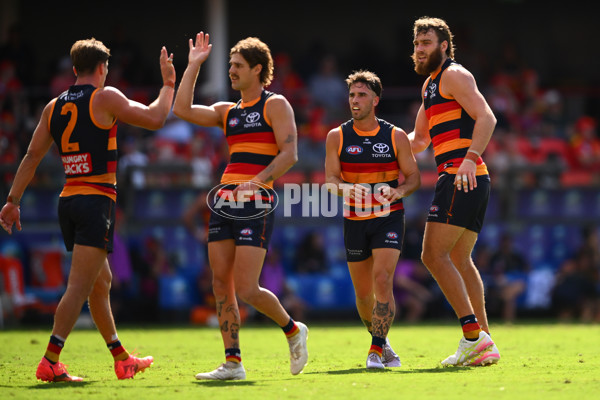AFL 2025 Round 04 - Gold Coast v Adelaide - A-58370657