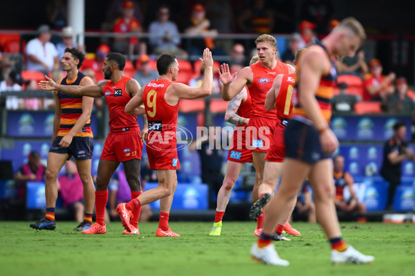 AFL 2025 Round 04 - Gold Coast v Adelaide - A-58370668