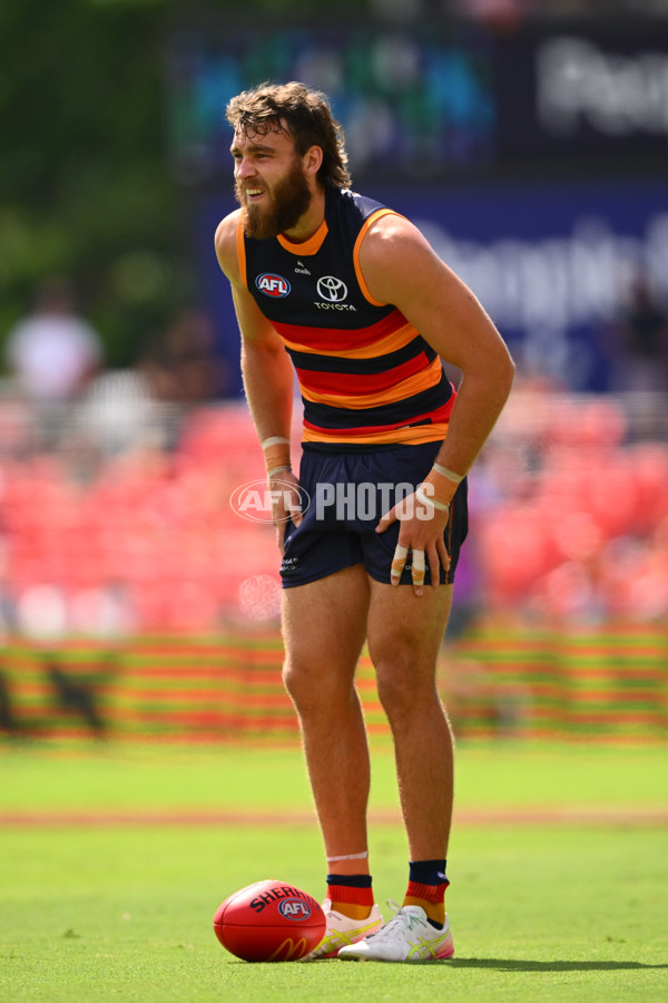 AFL 2025 Round 04 - Gold Coast v Adelaide - A-58370673