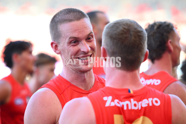 AFL 2025 Round 04 - Gold Coast v Adelaide - A-58370711