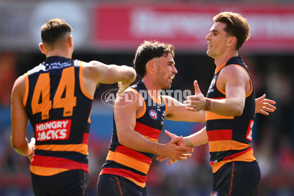AFL 2025 Round 04 - Gold Coast v Adelaide - A-58371037