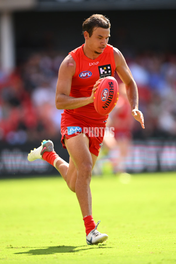 AFL 2025 Round 04 - Gold Coast v Adelaide - A-58371058