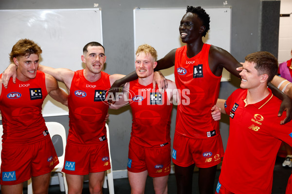 AFL 2025 Round 04 - Gold Coast v Adelaide - A-58371091