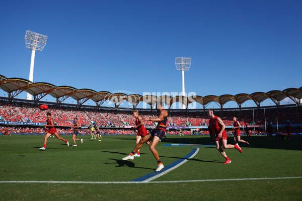 AFL 2025 Round 04 - Gold Coast v Adelaide - A-58374040