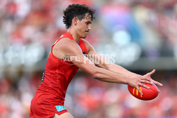 AFL 2025 Round 04 - Gold Coast v Adelaide - A-58375905