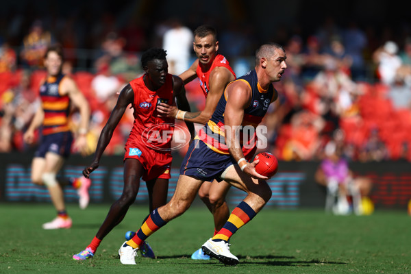 AFL 2025 Round 04 - Gold Coast v Adelaide - A-58375914