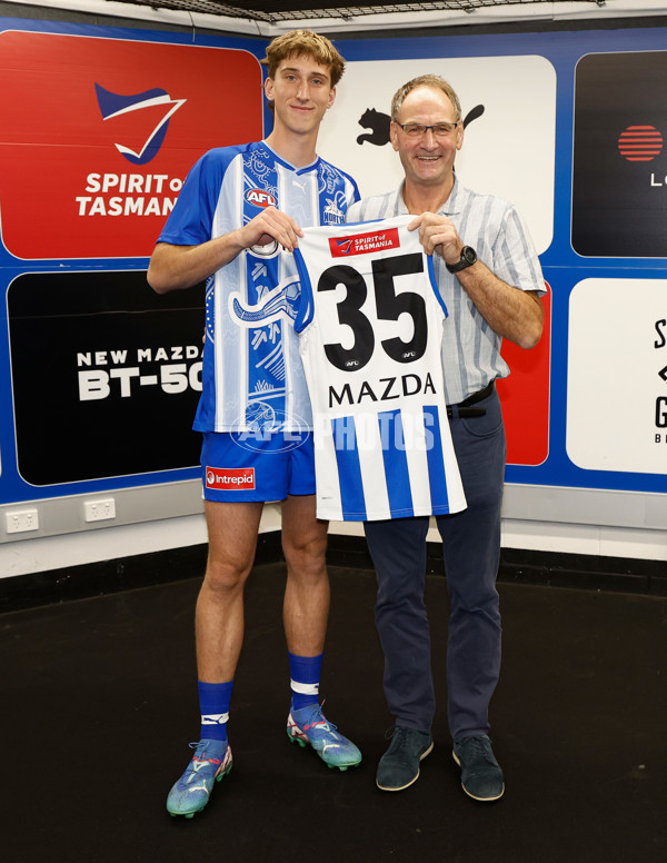 AFL 2025 Round 04 - North Melbourne v Sydney - A-58375963