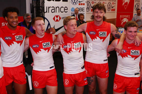 AFL 2025 Round 04 - North Melbourne v Sydney - A-58391413