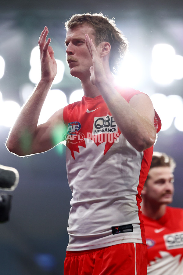 AFL 2025 Round 04 - North Melbourne v Sydney - A-58391427
