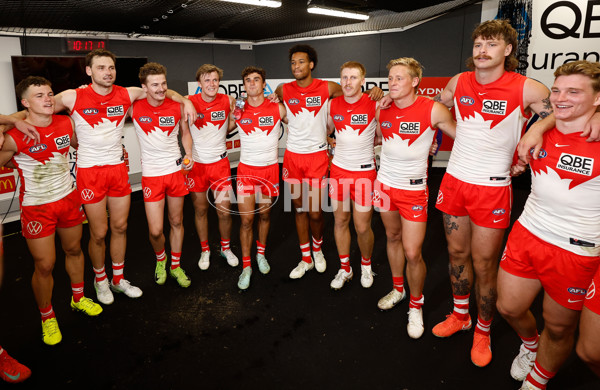 AFL 2025 Round 04 - North Melbourne v Sydney - A-58392324