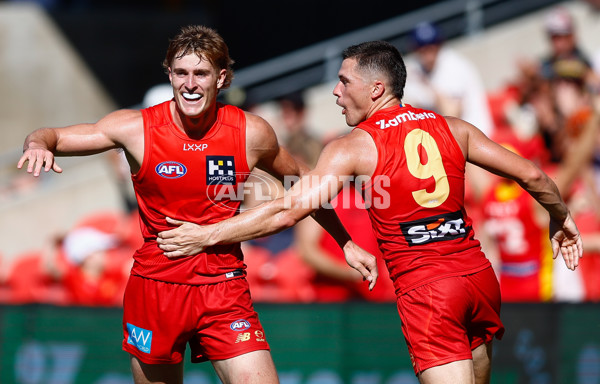 AFL 2025 Round 04 - Gold Coast v Adelaide - A-58394331