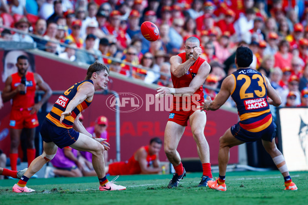 AFL 2025 Round 04 - Gold Coast v Adelaide - A-58394333
