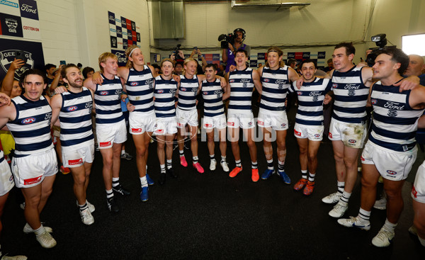 AFL 2025 Round 05 - Adelaide v Geelong - A-58504516