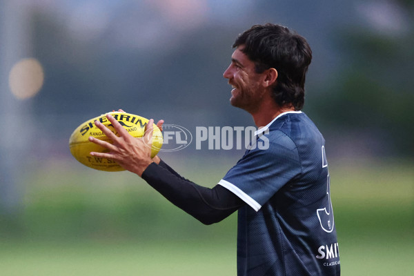 VFL & VFLW 2025 Training & Jumper Presentations - A-58510243