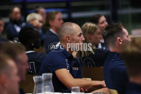 VFL & VFLW 2025 Training & Jumper Presentations - A-58510277