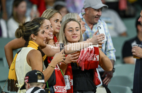 AFL 2025 Round 05 - Collingwood v Sydney - A-58512202
