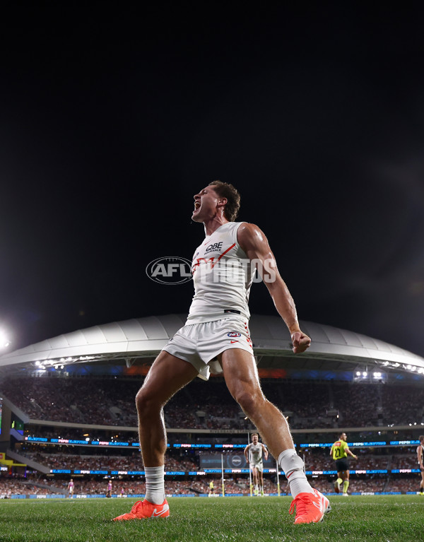 AFL 2025 Round 05 - Collingwood v Sydney - A-58519252