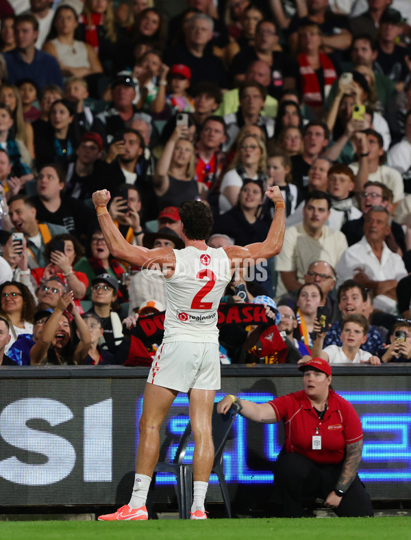 AFL 2025 Round 05 - Collingwood v Sydney - A-58519437