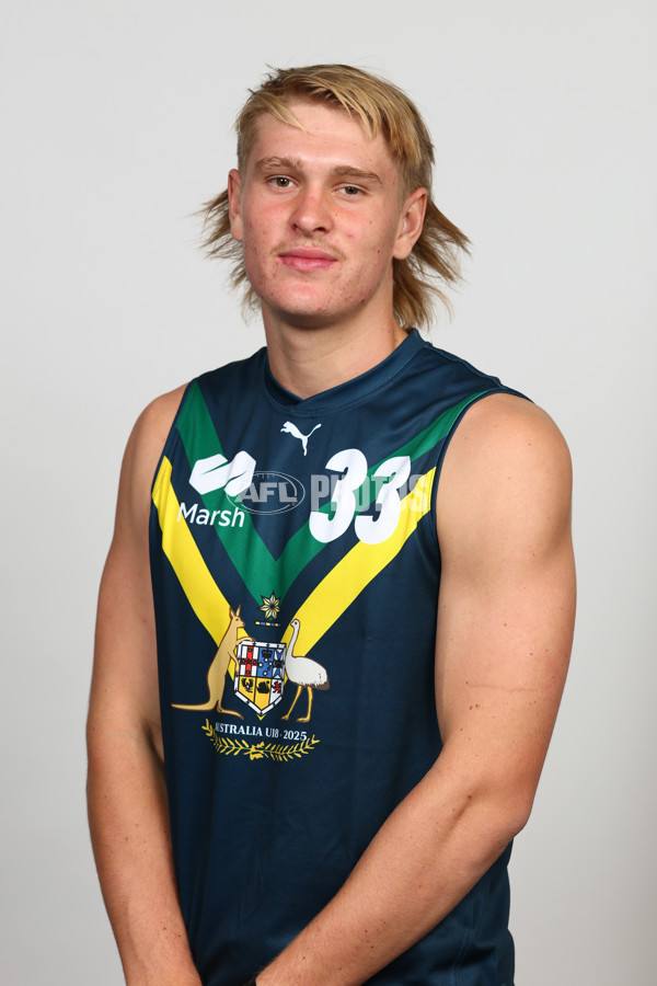 2025 Marsh AFL National Academy Boys Jumper Presentation - A-58562784