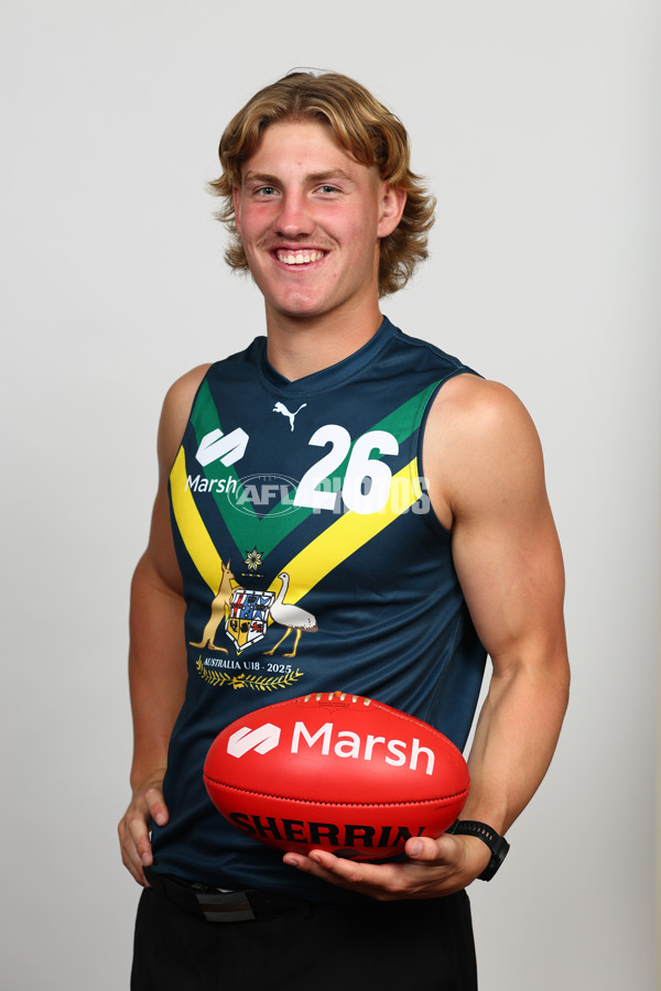 2025 Marsh AFL National Academy Boys Jumper Presentation - A-58562790