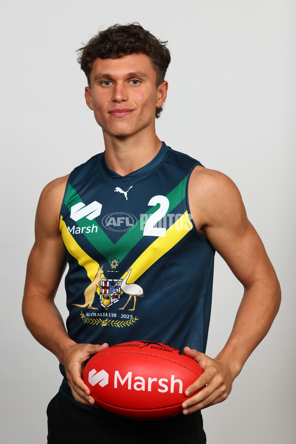 2025 Marsh AFL National Academy Boys Jumper Presentation - A-58563783