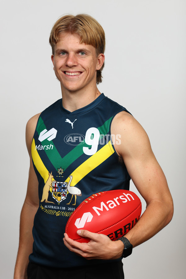 2025 Marsh AFL National Academy Boys Jumper Presentation - A-58563808