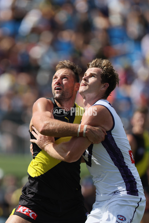 AFL 2025 Round 05 - Richmond v Fremantle - A-58566652