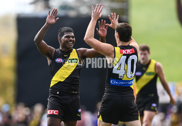 AFL 2025 Round 05 - Richmond v Fremantle - A-58566659