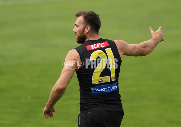 AFL 2025 Training - Richmond 160425 - A-58616813