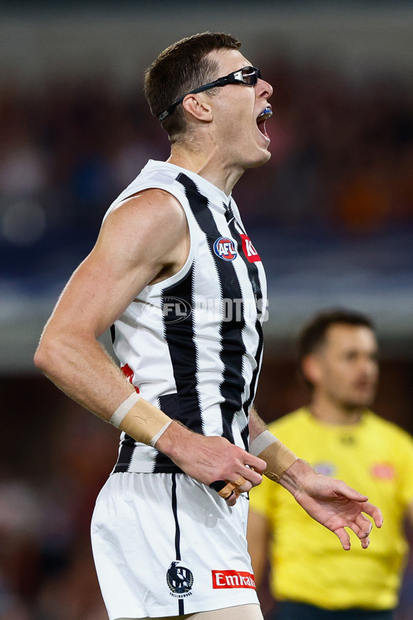 AFL 2025 Round 06 - Brisbane v Collingwood - A-58631946