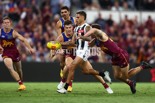 AFL 2025 Round 06 - Brisbane v Collingwood - A-58637997