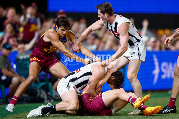 AFL 2025 Round 06 - Brisbane v Collingwood - A-58647774