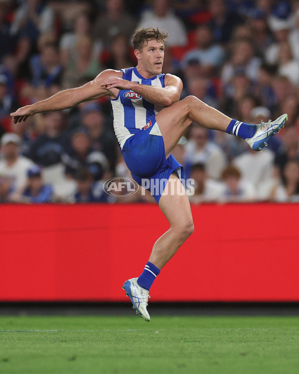 AFL 2025 Round 06 - North Melbourne v Carlton - A-58747064
