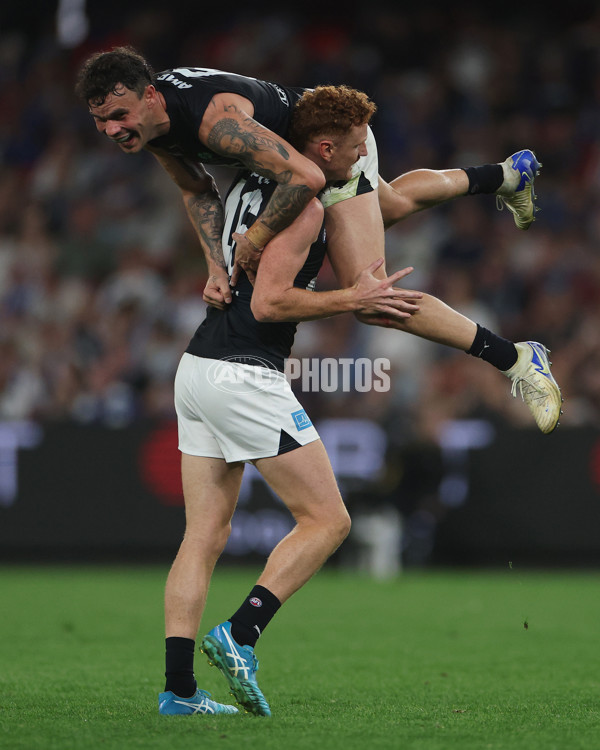 AFL 2025 Round 06 - North Melbourne v Carlton - A-58749652