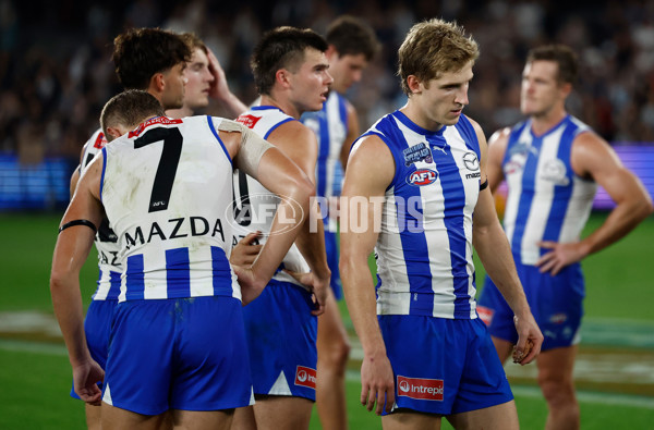 AFL 2025 Round 06 - North Melbourne v Carlton - A-58756772