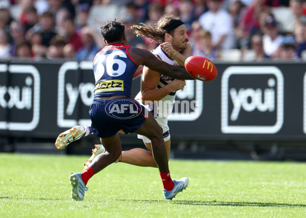 AFL 2025 Round 06 - Melbourne v Fremantle - A-58774318